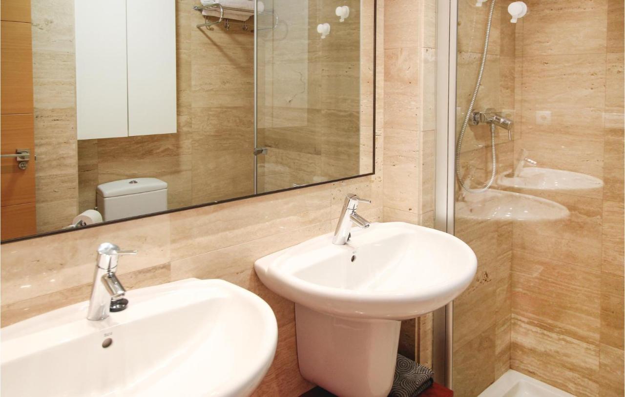 Gorgeous Apartment In El Campello With Wifi Buitenkant foto